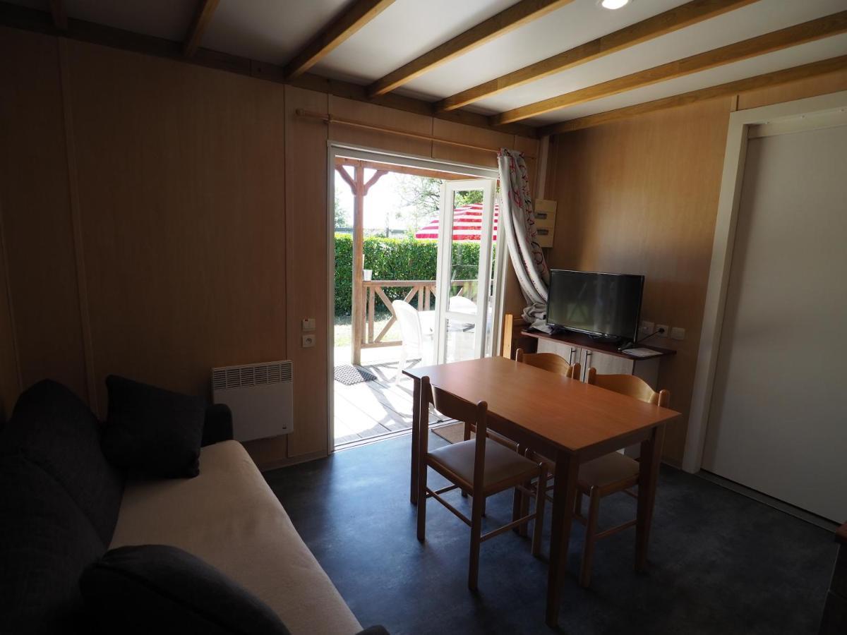 Camping Le Sorlut Cozes Exterior foto
